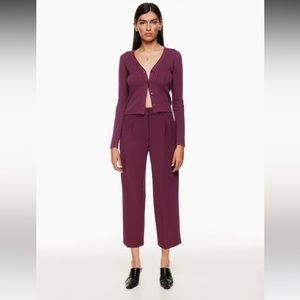 Aritzia Effortless Cropped Pant, size 6, spiced burgundy